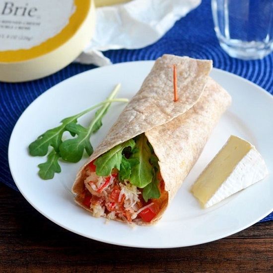 Alaska Crab, Bacon, and Brie with Dill Mayo and Baby Arugula- The Spice Kit Recipes (thespicekitrecipes.com)