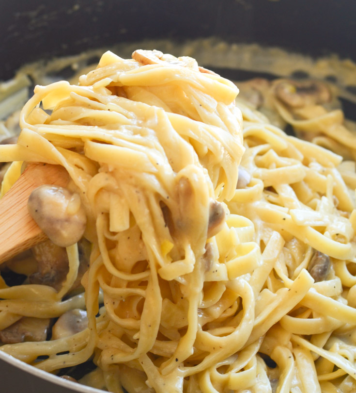 Fettuccine with White Wine Asiago and Cajun Chicken