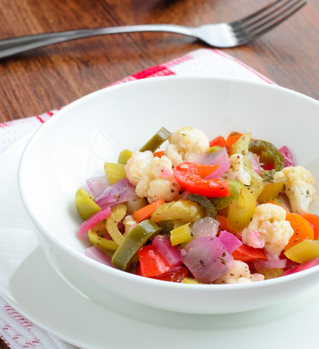 Italian Giardiniera is so fresh, vibrant and easy to make!- The Spice Kit Recipes (www.thespicekitrecipes.com)