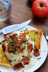 Kentucky Hot Brown Sandwich was the ultimate "drunk food" in Louisville of the 1920's