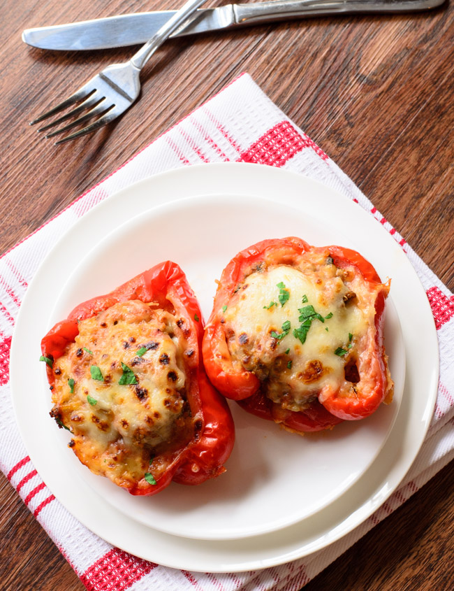 Cheesy Lebanese Kofta and Quinoa Stuffed Peppers- The Spice KIt Recipes (www.thespicekitrecipes.com)