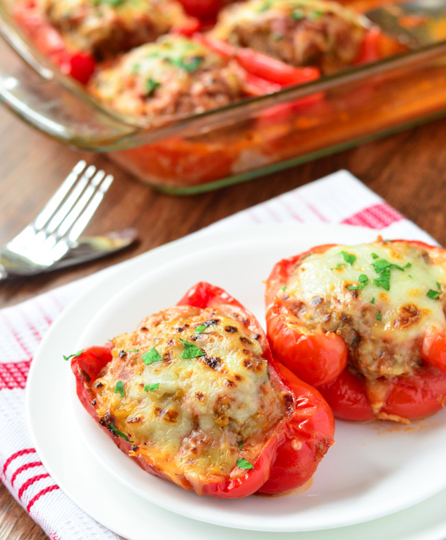 Cheesy Lebanese Kofta and Quinoa Stuffed Peppers- The Spice KIt Recipes (www.thespicekitrecipes.com)