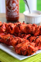 Tandoori Sriracha Chicken Skewers is so tasty and simple- The Spice Kit Recipes (www.thespiekitrecipes.com)